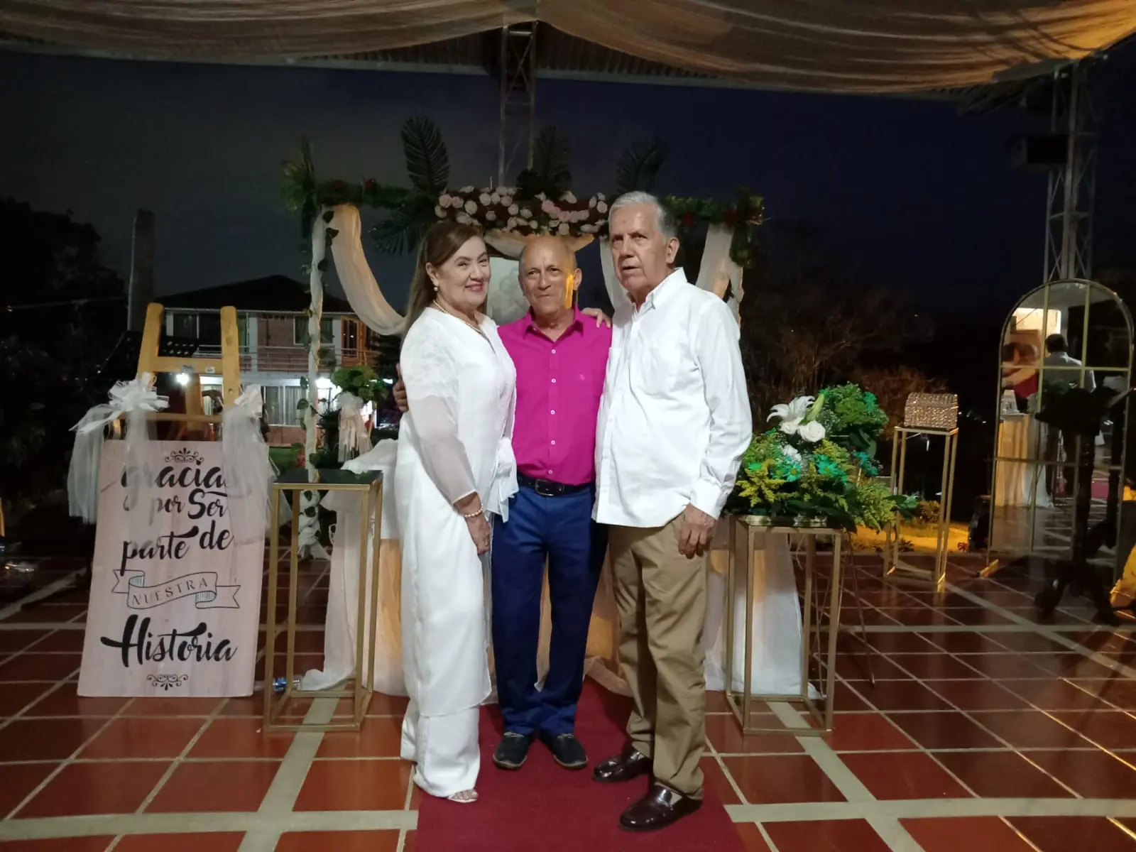 Boda al aire libre con música en vivo